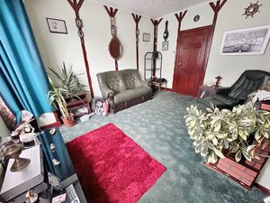 Lounge- click for photo gallery